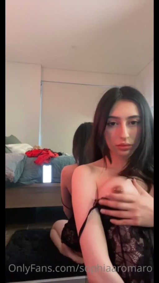 Sophia Romano American Fingering Instagrammer Actress Tweeter Adult Content Creator Snapchater Athletic Body Youtuber Female Brown Hair Horny Latin Tiktoker