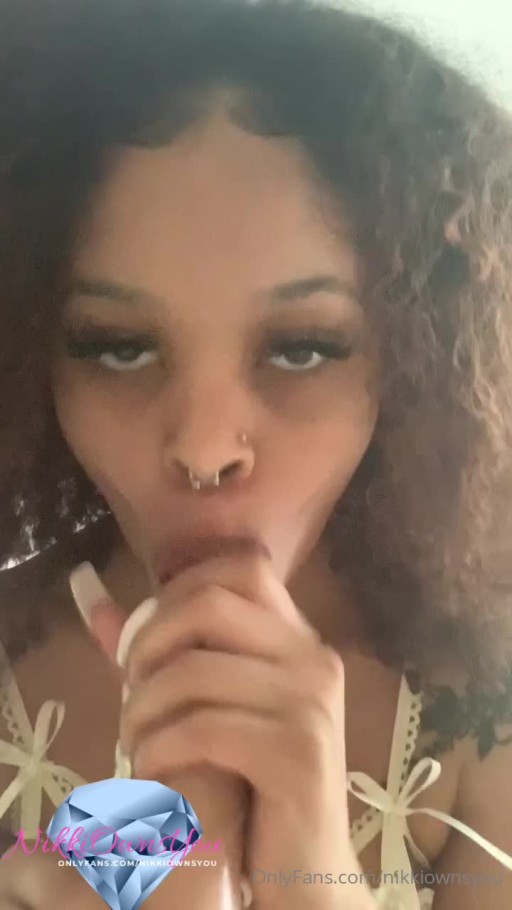 Nikkiownsyou Teasing Average Body Instagrammer Blowjob Masturbation Black Hair Onlyfans Model Bisexual Hardcore Redditor Horny American Handjob Big Ass Female