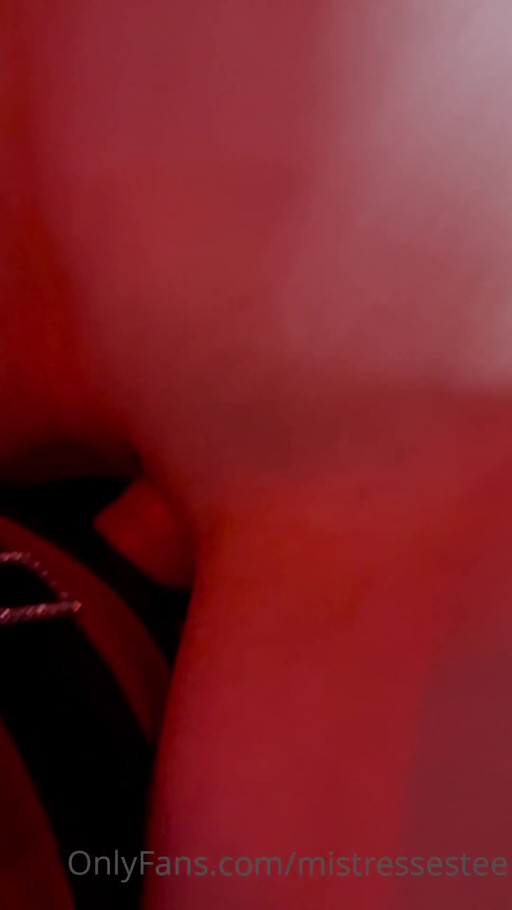 Mistresselliana Influencer Black Hair Slim Body Spanking Instagrammer Strapon Onlyfans Model Female Medium Breasts British Bisexual Straight Adult Content