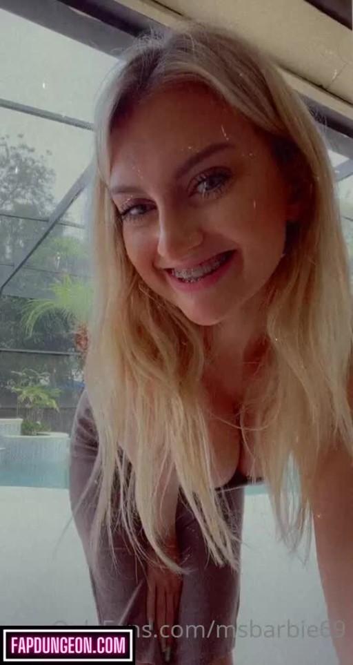 Autumn Skye Straight Tiktoker Gray Eyes Xer Nudes Influencer Male Big Breasts Female Onlyfans Model American Brown Hair Blonde Slim Body Tweeter Onlyfans