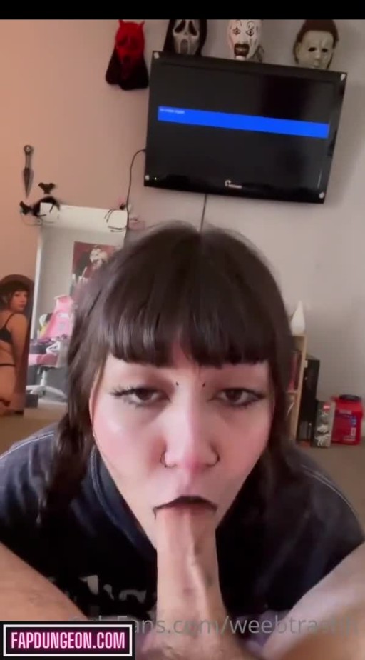 Milkymiyu Goth Bisexual Curvy Body American Sextapes Pornhuber Redditor Nudes Influencer Brown Eyes Female Teen Onlyfans Model Adult Content Creator Fansly