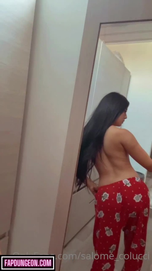 Salomecolucci Webcam Model Influencer Big Ass Cute Latina Latin Tweeter Black Hair Onlyfans Model Tiktoker Brown Eyes Onlyfans Small Breasts Snapchater