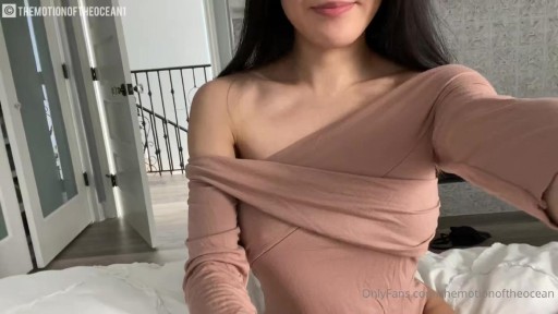 Themotionoftheocean Leaked Straight Athletic Body Video Instagrammer Selfie Fansly Model Selfie Video Brown Eyes Big Breasts Female Nude Adult Content Creator