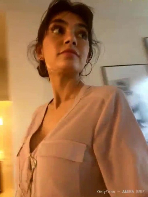 Amira Brie Leaked Strip Brown Hair Female Brown Eyes Adult Content Creator Onlyfans Caucasian Influencer Straight Big Breasts Instagrammer Influencers Selfie