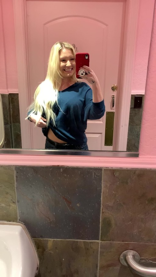 Aubreejmartin Blonde Straight Blue Eyes Webcam Model Leaks Bisexual Female Onlyfans Leaks Photos American Caucasian Xer Huge Breasts Onlyfans Adult Content