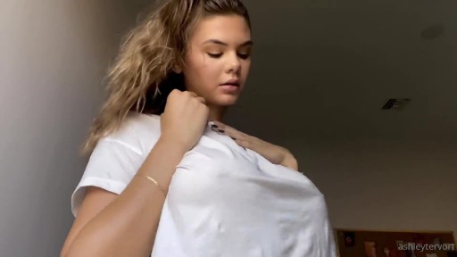 Ashley Tervort Huge Telegrammer Brown Eyes Huge Tits Instagrammer Huge Breasts Caucasian American Tiktoker Though Athletic Body Tits Video Female Redditor