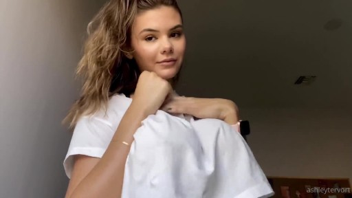 Ashley Tervort Huge Telegrammer Brown Eyes Huge Tits Instagrammer Huge Breasts Caucasian American Tiktoker Though Athletic Body Tits Video Female Redditor