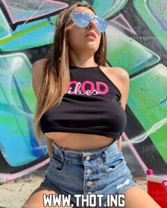 Iravlana Female Influencer Russian Caucasian Big Ass Teen